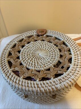 Ameril Woven Round Straw Crossbody Bag in Natural Tan